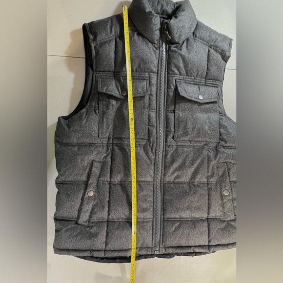 Goodfellow Men's Puffer Vest, insulated, Color Charcoal Grey, Size Large… - Picture 9 of 9